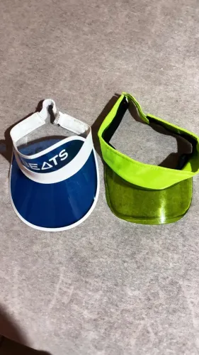 Lote 2 Viseiras de Festa - Skol Beats Azul Transparente + Verde Neon Limão - Carnaval Blo