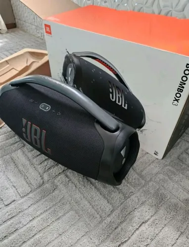 Bombox 3