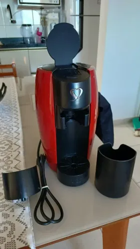 3 Corações TRES Cafeteira Espresso e Multibebida LOV Vermelha - 220V