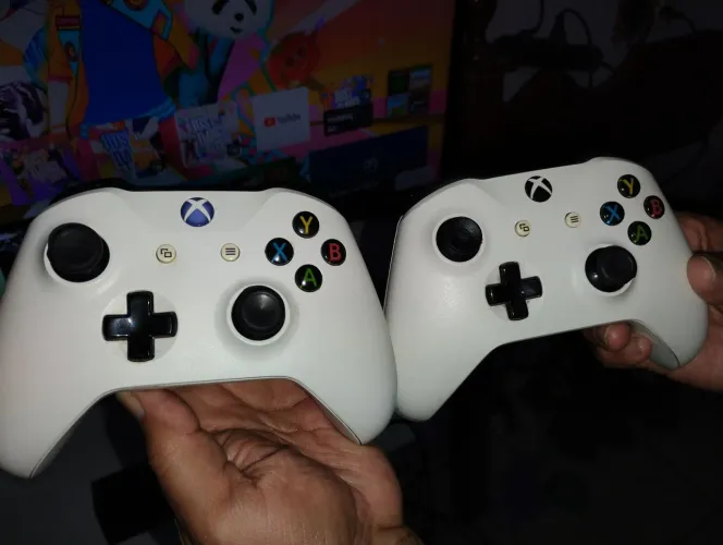 2 Controles Xbox one s