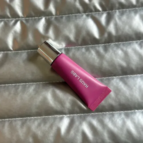 pigmento haus labs (lady gaga) magenta shimmer