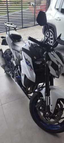 Moto Suzuki GSX-S750 IMPECÁVEL/ BAIXA KM