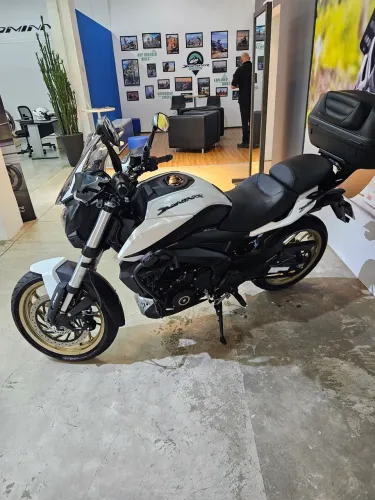 BAJAJ DOMINAR 400 2025 IMPECÁVEL