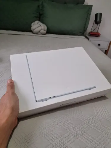 Macbook Air M4 12GB 256GB 13 Pol. (Garantia AppleCare até 2027)