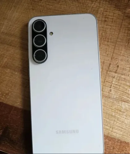 Celular s23 por redime 14 tpro