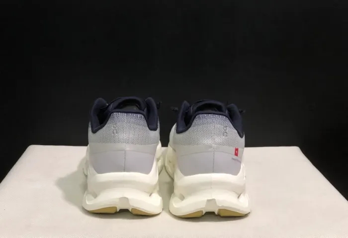 Tênis On cloud Tilt