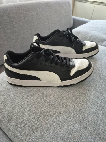 Tenis semi novo Puma 43