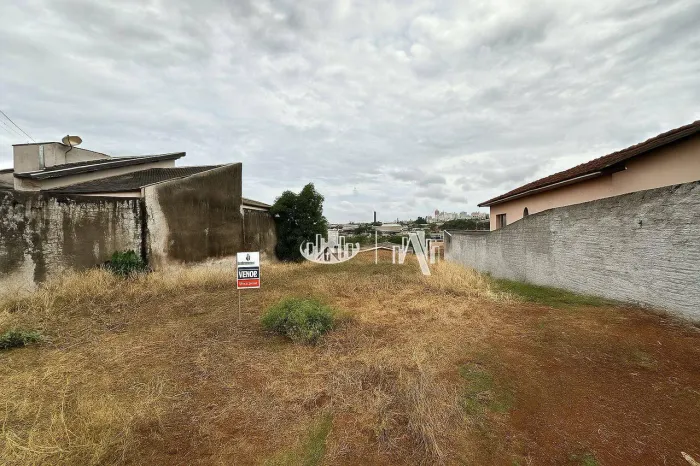 Terreno à venda, 300 m² por R$ 240.000,00 - Jardim Pacaembu - Londrina/PR