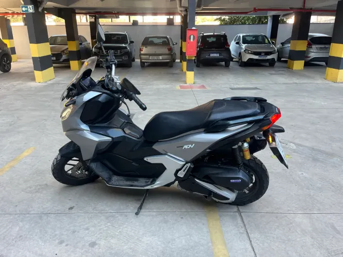 Moto Honda ADV 160cc. Automática.