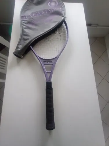 Vendo 3 raquete de tênis