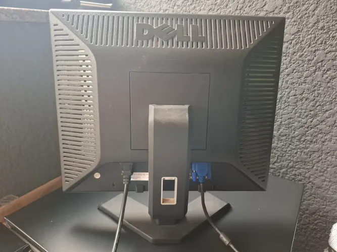 Monitor Dell E177FPc