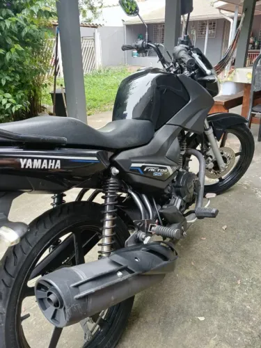 Yamaha 2022 factor 150 Ed excelente