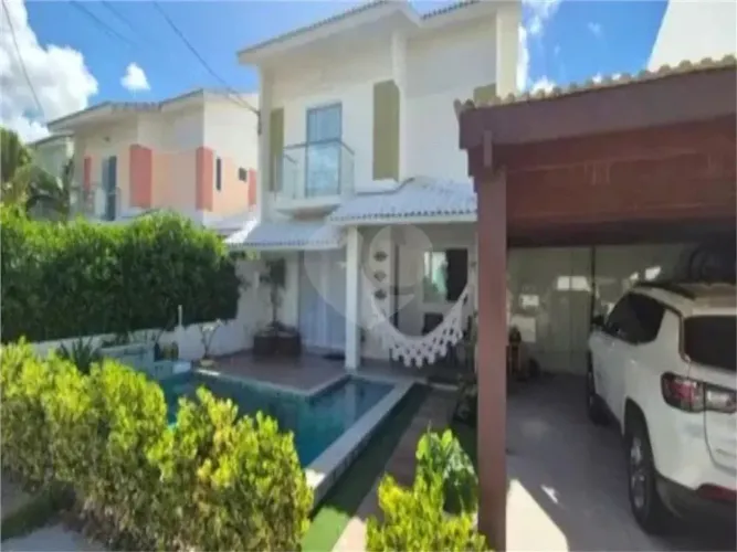 Condomínio com 4 quartos à venda em Buraquinho - BA