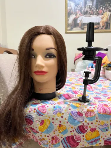 Cabeça de boneca para treino