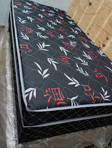 Cama solteiro com colchão