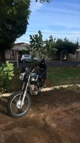 Vendo moto Leilão 125cc