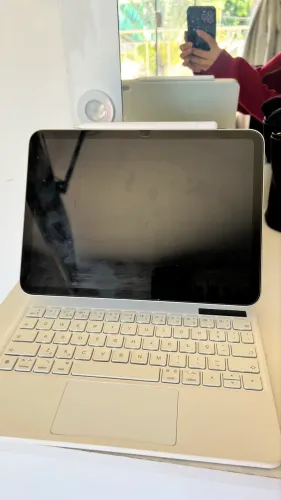 iPad 10th 256gb + Apple Pencil Original + Capa com Teclado | Estado de Novo