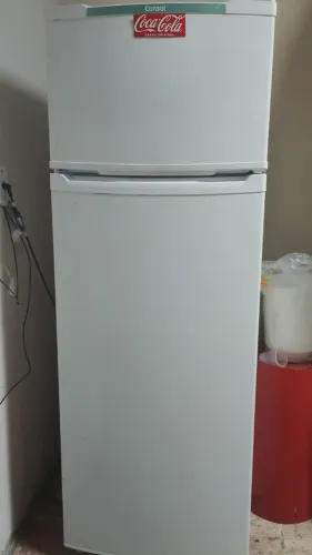 Geladeira Cônsul ótima conservação
