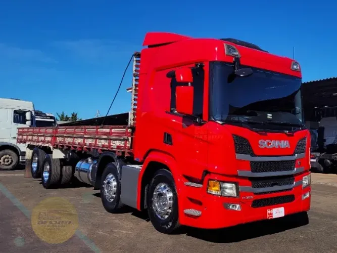 Scania P 360 8x2 Ano 2020/21 Automático C/ Carroceria