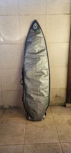 VENDO PRANCHA 6.2 TRIQUILHA SPIRIT. SEMI NOVA
