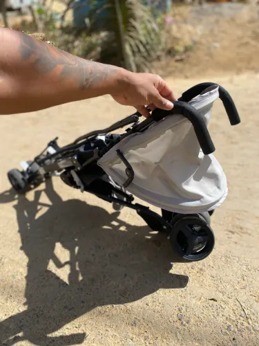 Carrinho De Bebê Para Passeio Burigotto 