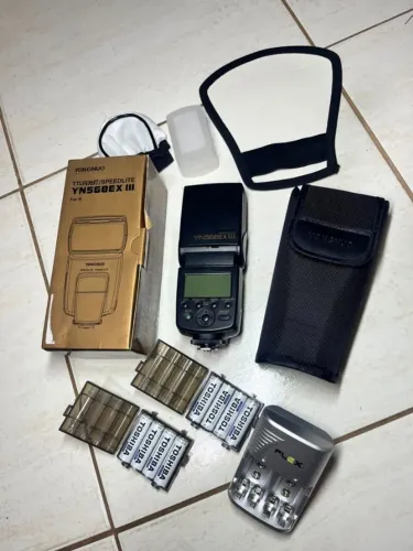 Flash Yongnuo YN568EX III para Nikon - Kit Completo