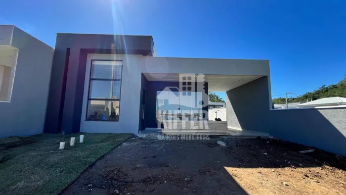 Casa com 3 quartos | 1 Suíte | Area Gourmet | Condomínio fechado à venda por R$ 530.000 -