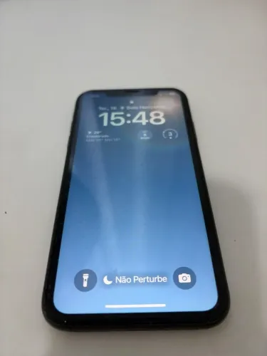 IPhone 11 64GB - peças originais - películas da tela e das câmeras incluídas