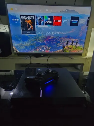 Ps4 FAT 702 jogos 1 controle 
