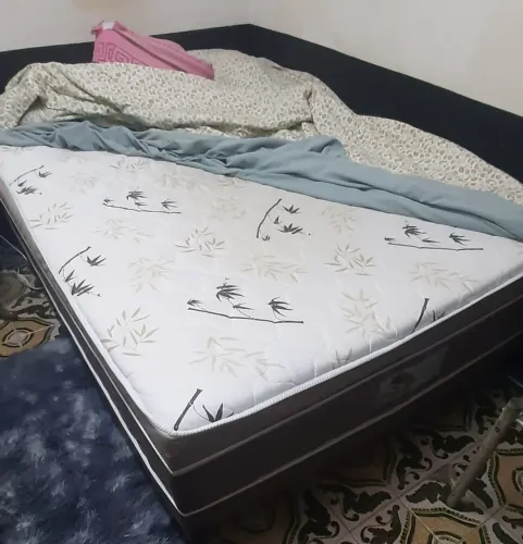 Cama casal colchão fixo D33. Ortobello.