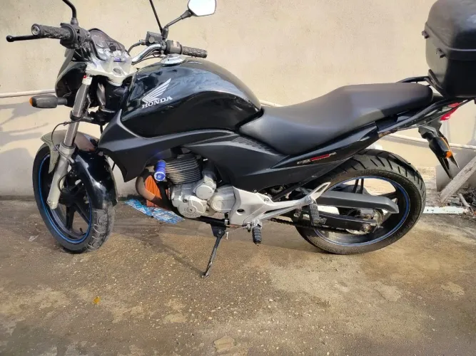 CB 300r 2010