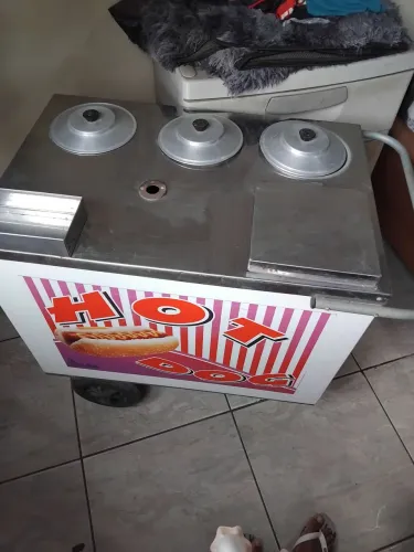 Vendo carro de cachorro quente 