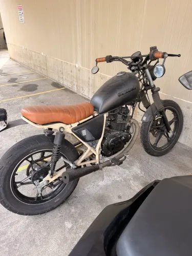 Suzuki Scrambler 125