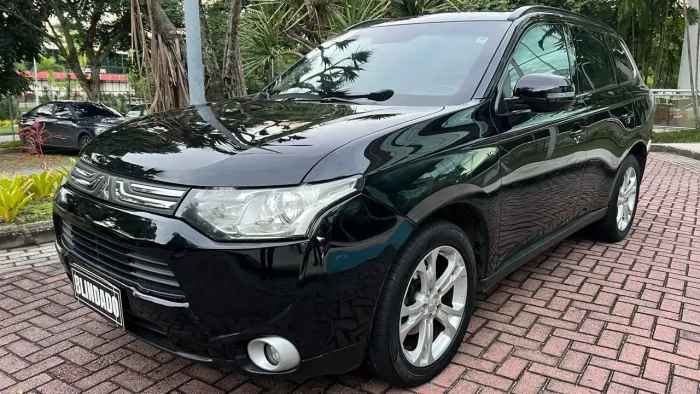 Mitsubishi Outlander 3.0/ GT 3.0 V6 Aut. 2015