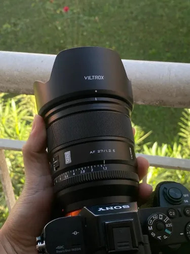 Lente Viltrox 27mm 1.2 Sony