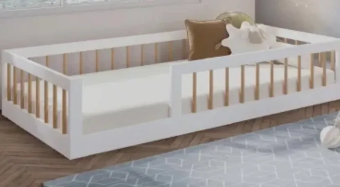Vendo cama infantil (só a cama)
