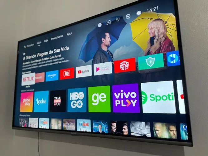 Vende se está tv  smart  50 polegadas  semi nova pega tudo   mas informações *39