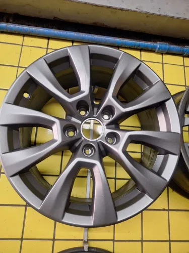 Jogo rodas 17 Amarok 4 modelos a escolher seminovas