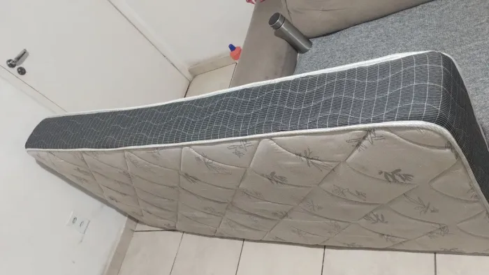 Colchão D33 excelente para dormir ortopédico