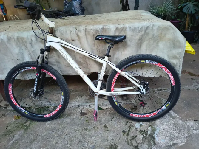 BICICLETA ARO 26 