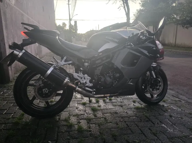 Comet 650 GTR 