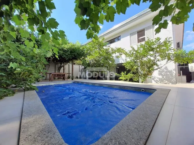 Excelente Sobrado condominio Barcelona