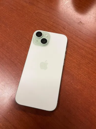 iPhone 15