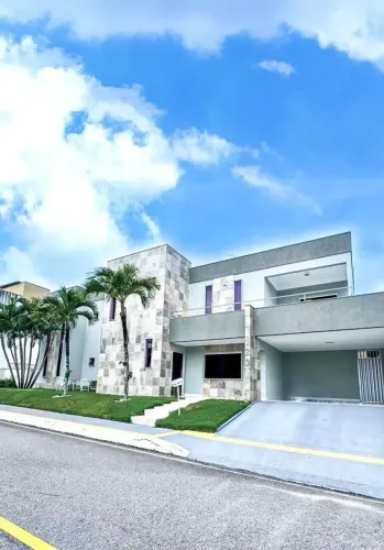 Ótima casa duplex com 280m², 4 suítes sendo 1 master com closet e hidro, varanda gourmet c