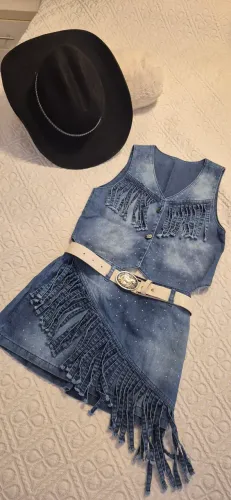 Conjunto Infantil Boiadeira