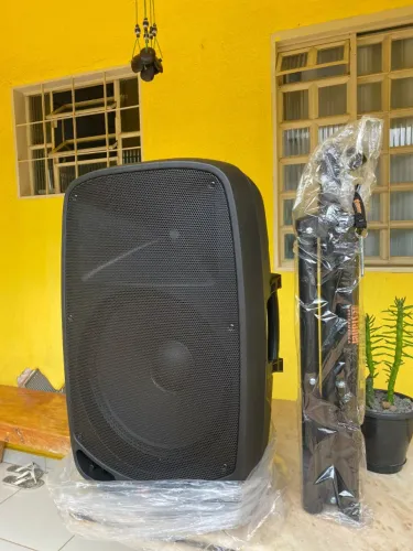 Caixa Ativa Staner PS 1501 Preta Bluetooth 200W Som Profissional Portáti