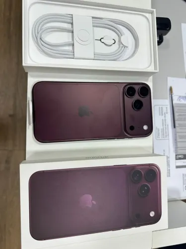 iphone 18 pro Max 256 roxo