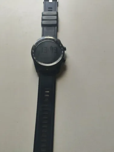 Smartwatchs Ticwatch Pro e S2 Mobvoi e Smartwatch Samsung Watch 4 classic.