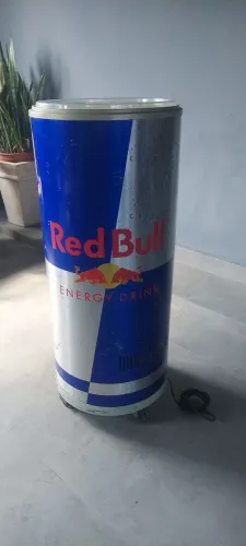 Geladeira freezer red Bull