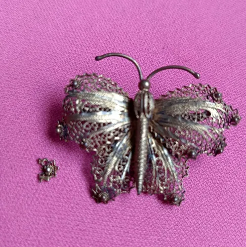 Broche Borboleta Vintage em Filigrana Prata Antiga Colecionável